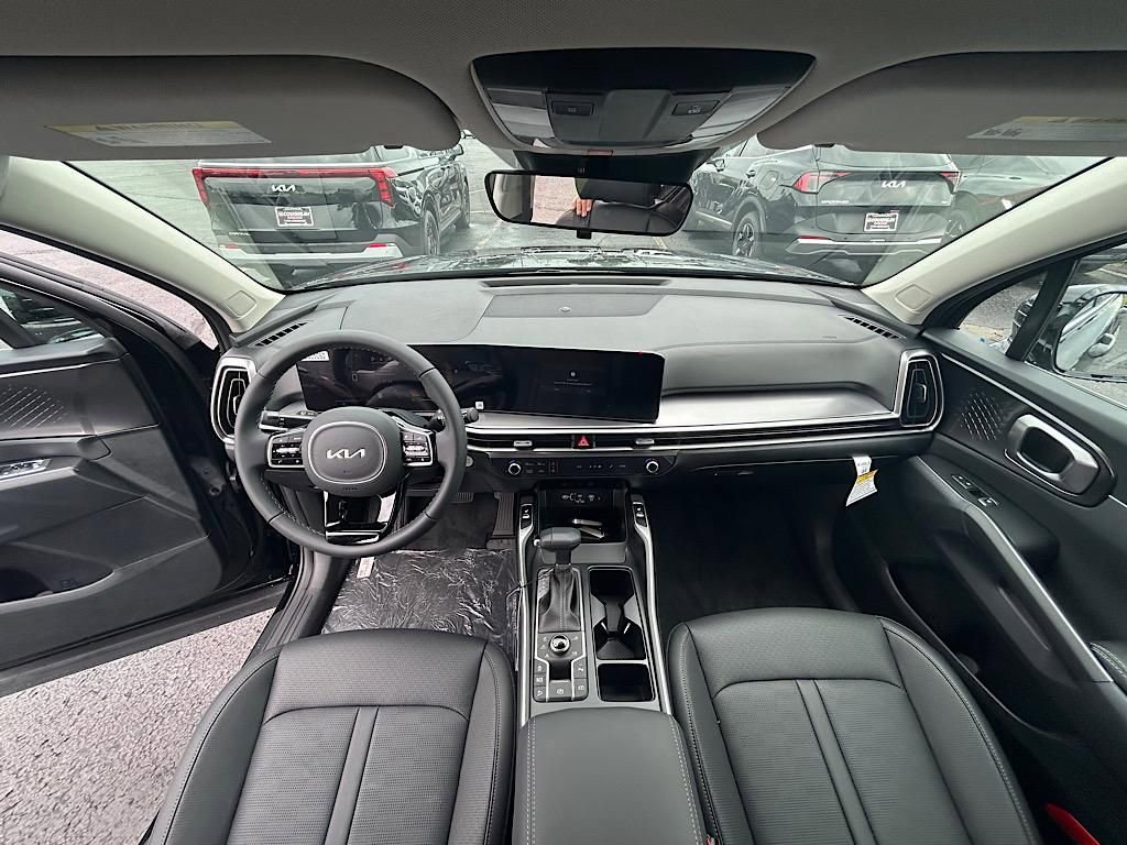 New 2025 Kia Sorento S w/ Panoramic Sunroof Package image 24