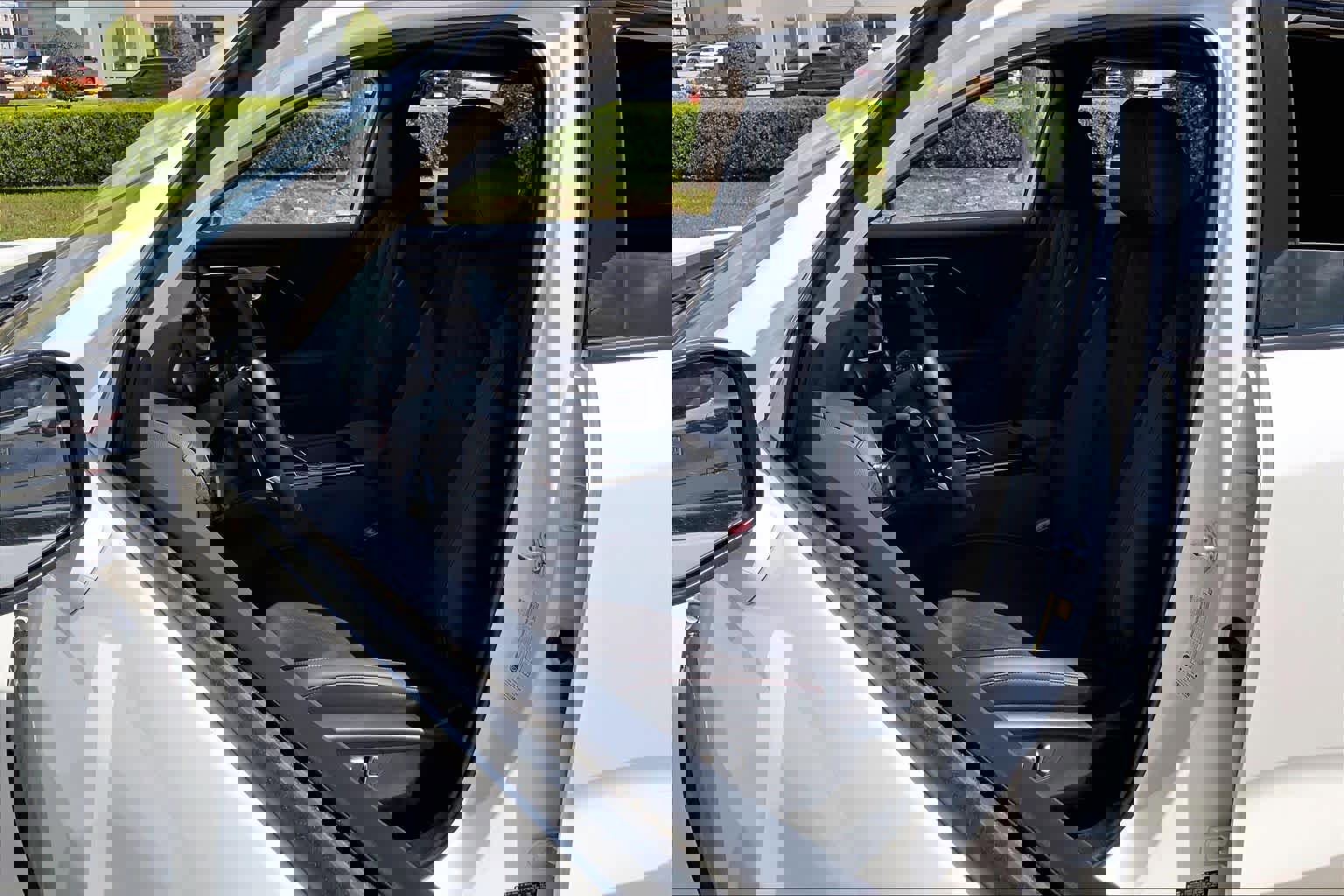 Used 2025 Acura ADX A-Spec image 8