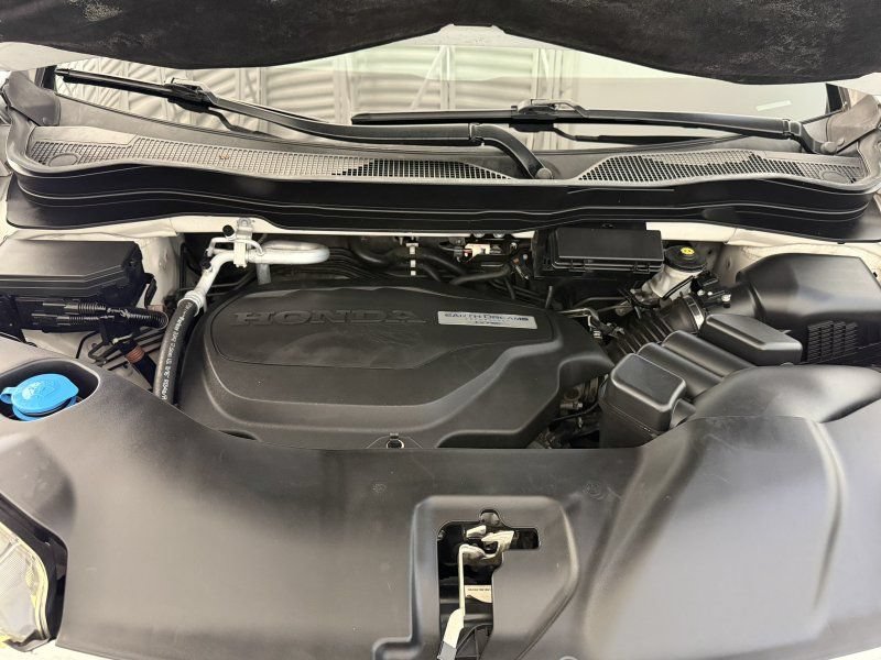 Used 2016 Honda Pilot Touring image 35
