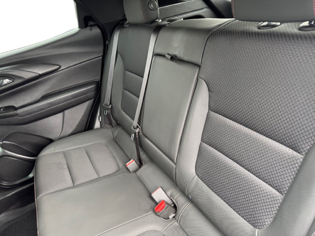 Used 2022 Chevrolet TrailBlazer RS w/ Sun and Liftgate Package AWD/4WD image 13