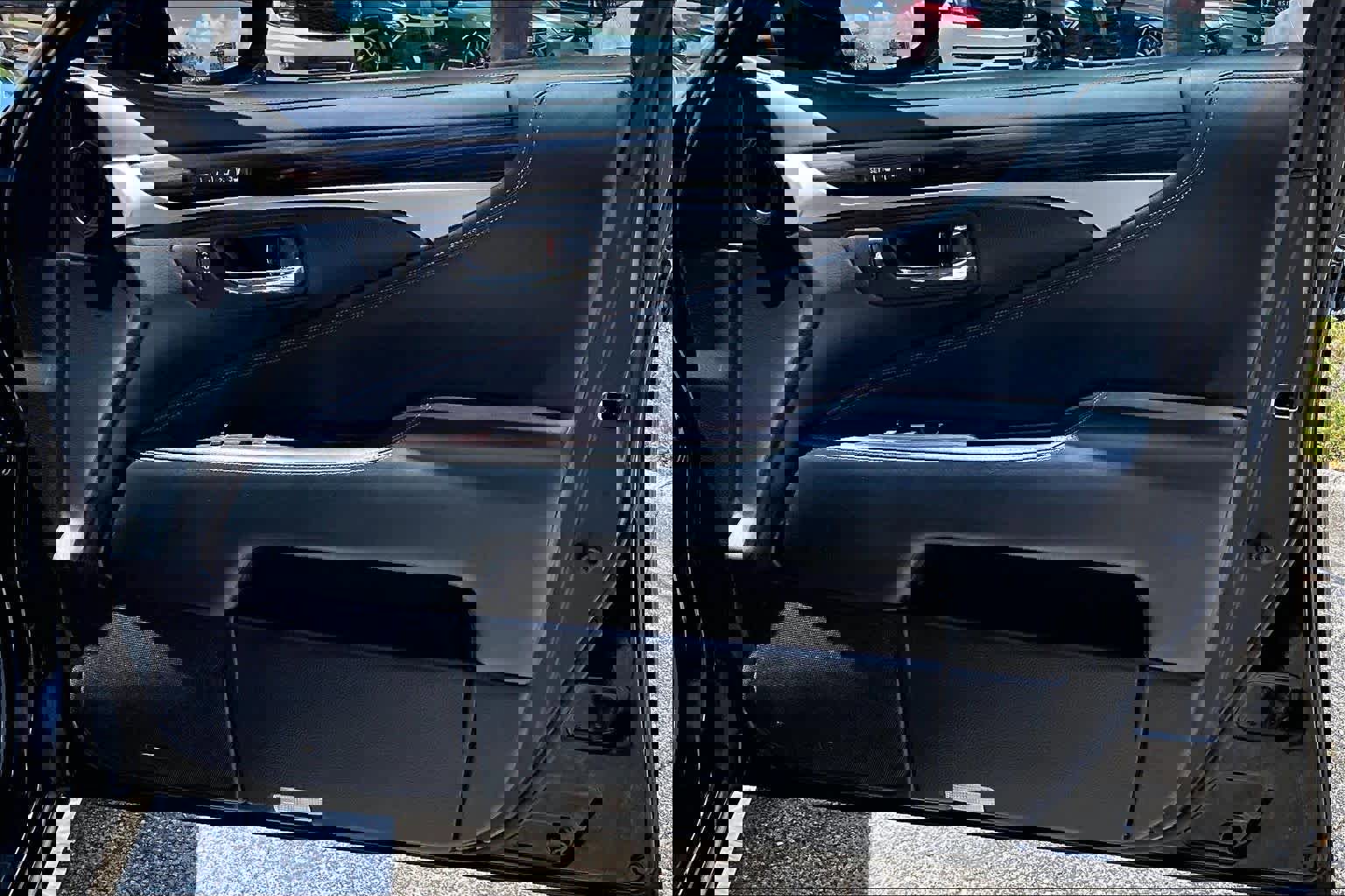 Used 2015 Lexus LS 460 L RWD image 27