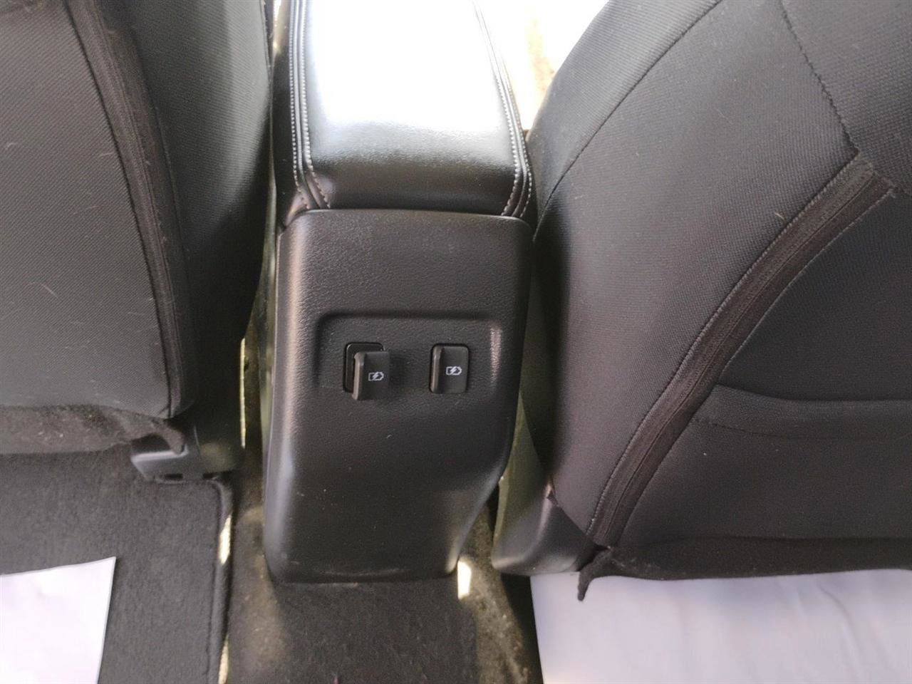 Used 2022 Nissan Kicks SV FWD image 14