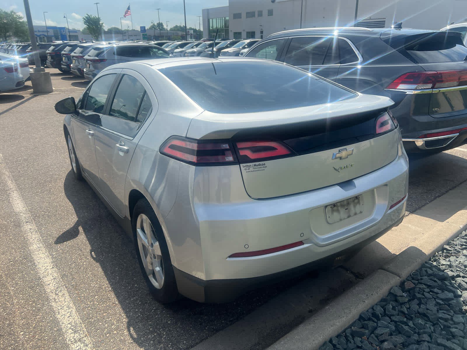 Used 2015 Chevrolet Volt w/ Enhanced Safety Package 1 FWD image 4
