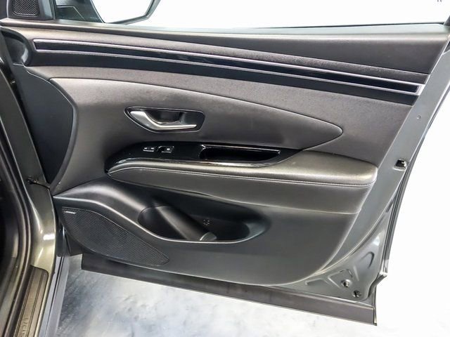 Used 2023 Hyundai Tucson Limited image 34