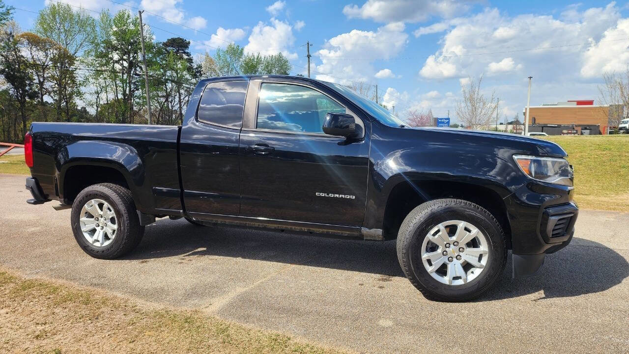 Used 2022 Chevrolet Colorado LT w/ Fleet Safety Package RWD image 7