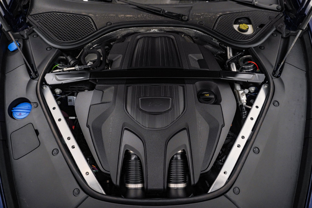 New 2026 Porsche Panamera 4 AWD/4WD image 29