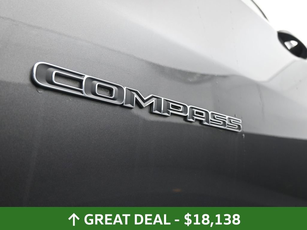 Used 2024 Jeep Compass Latitude image 20