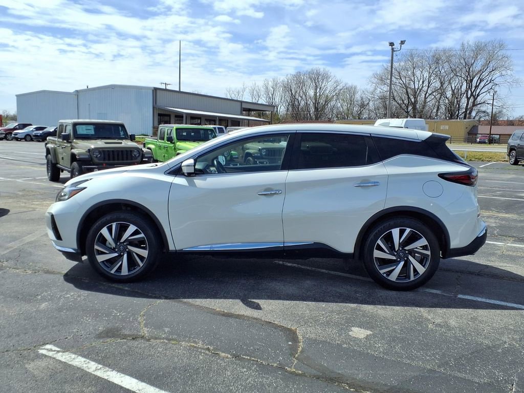 Used 2023 Nissan Murano SL w/ SL Moonroof Package image 4