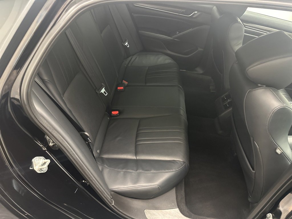 Used 2018 Honda Accord EX-L image 11