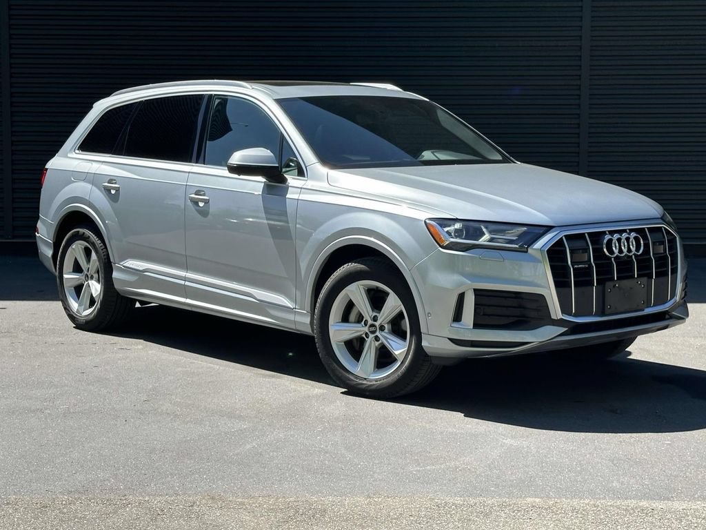 Used 2023 Audi Q7 2.0T Premium w/ Convenience Package AWD/4WD image 7