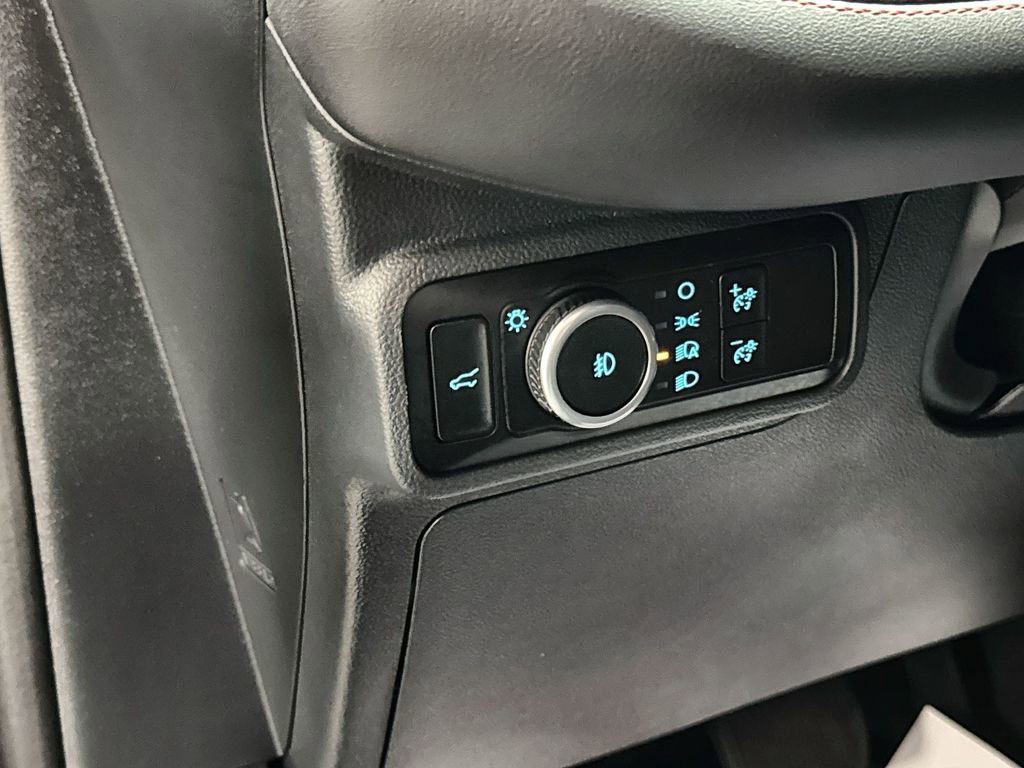 New 2026 Ford Explorer ST-Line w/ ST-Line Street Pack image 16