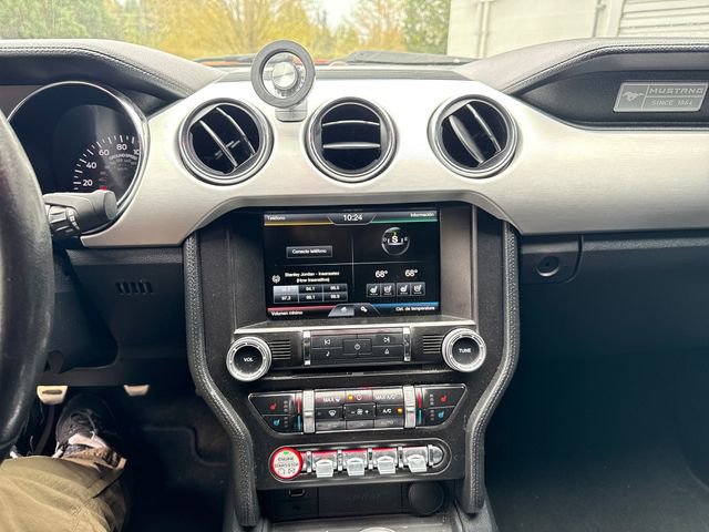 Used 2015 Ford Mustang Premium RWD image 23
