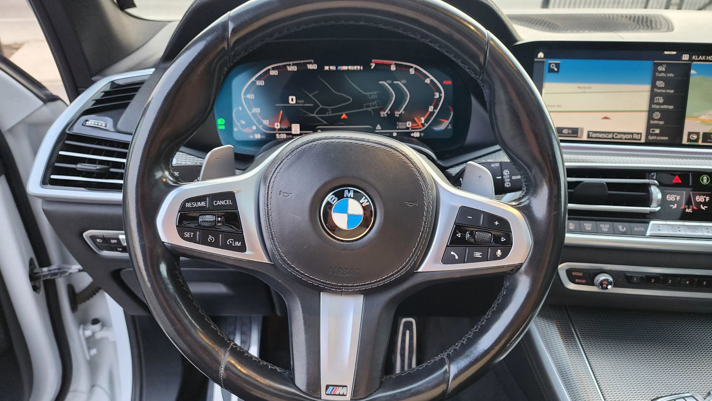 Used 2020 BMW X5 M50i w/ Premium Package image 14