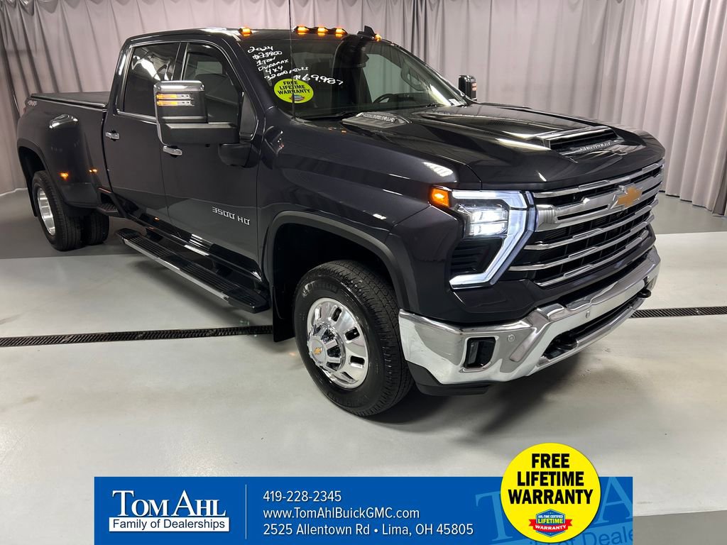 Used 2024 Chevrolet Silverado 3500 LTZ w/ LTZ Convenience Package AWD/4WD image 1
