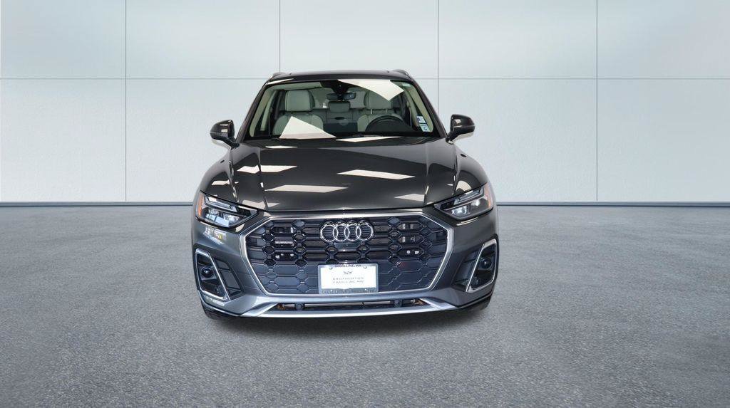 Used 2023 Audi Q5 e Premium Plus w/ Premium Plus Package AWD/4WD image 11