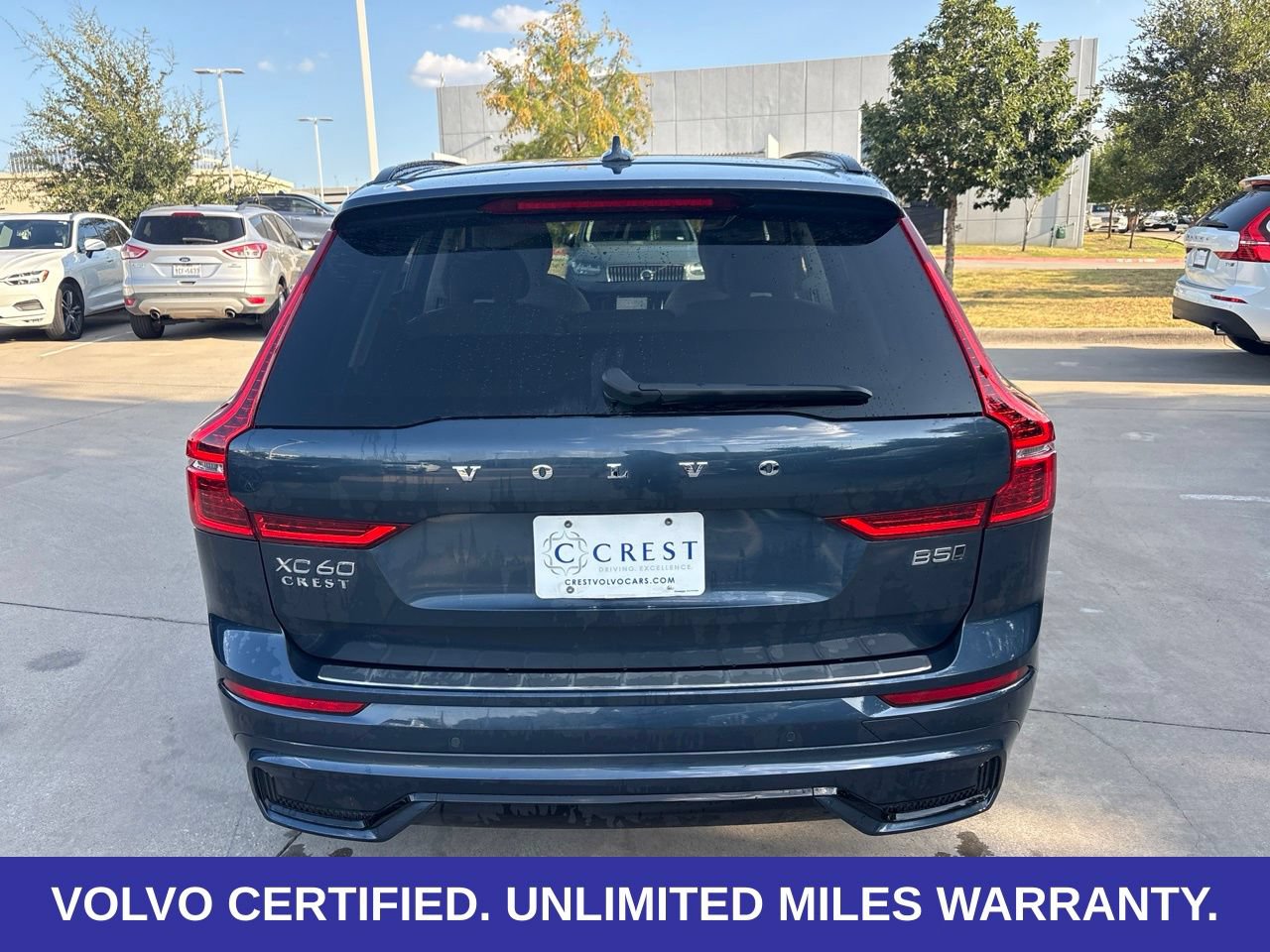 Certified 2024 Volvo XC60 B5 Plus w/ Protection Package Premier AWD/4WD image 6