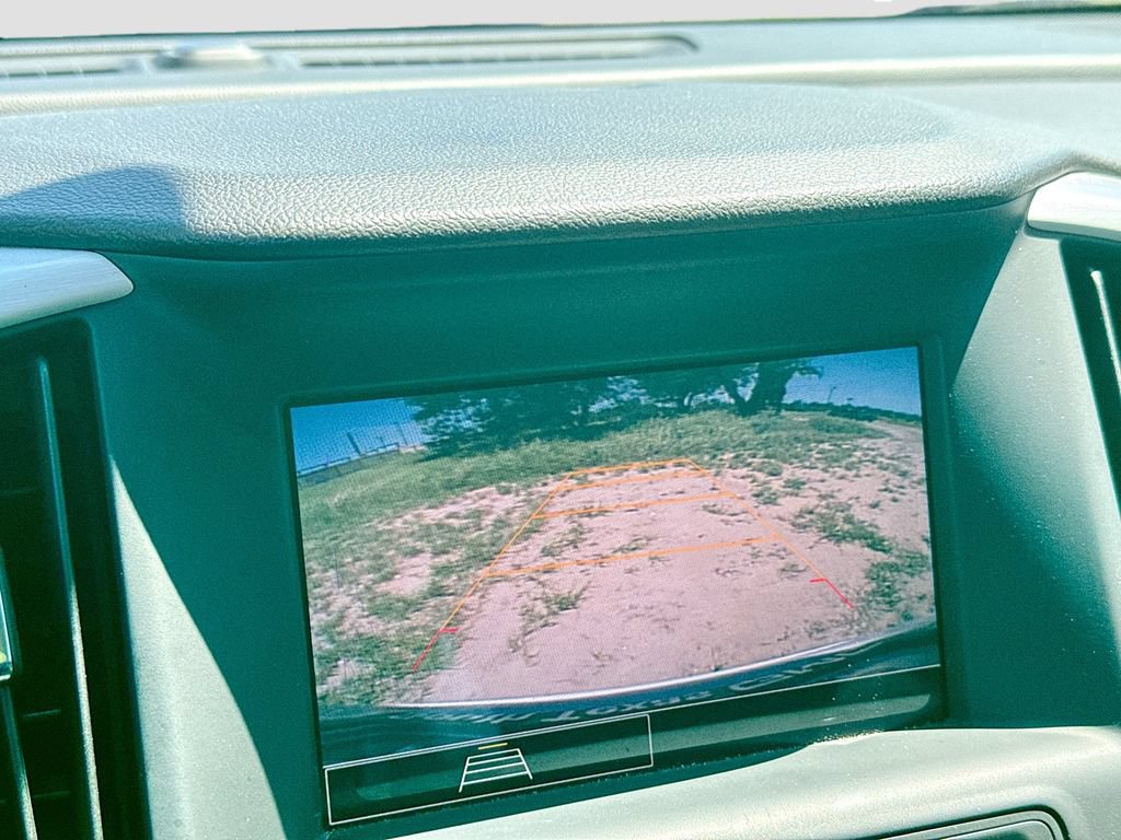 Used 2023 GMC Terrain SLE w/ Driver Convenience Package FWD image 16