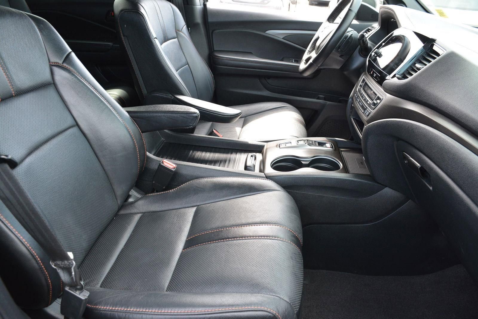 Used 2023 Honda Passport TrailSport image 19