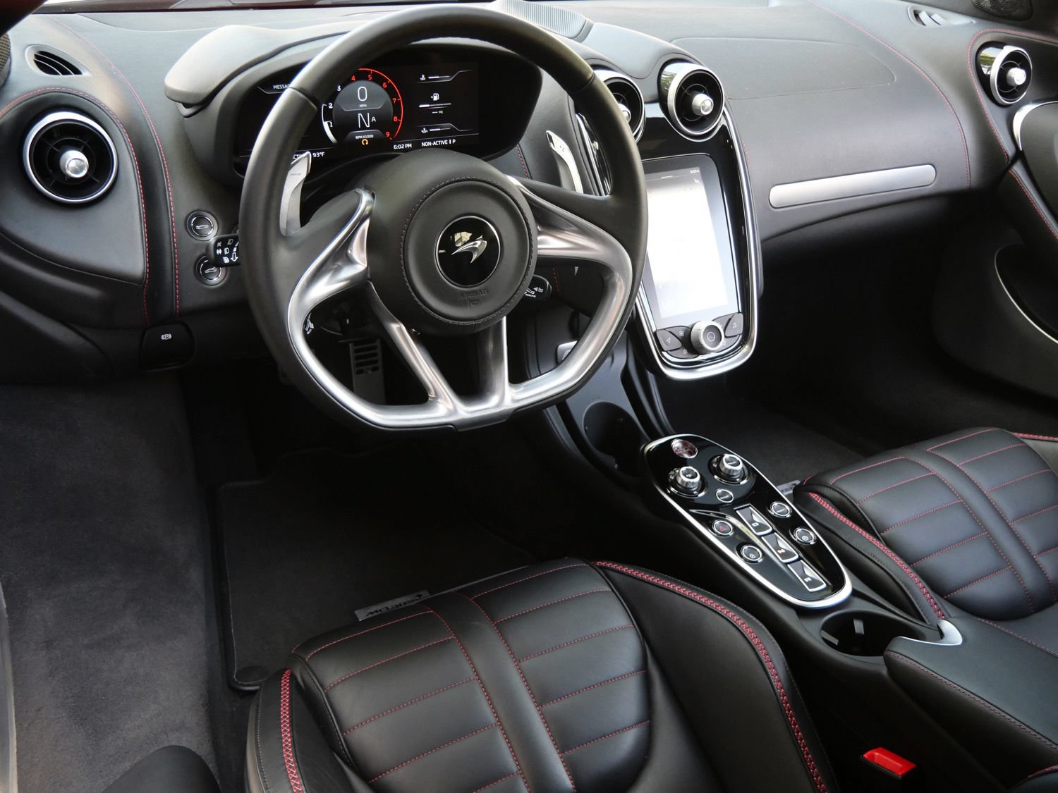 Used 2025 McLaren GTS RWD image 8