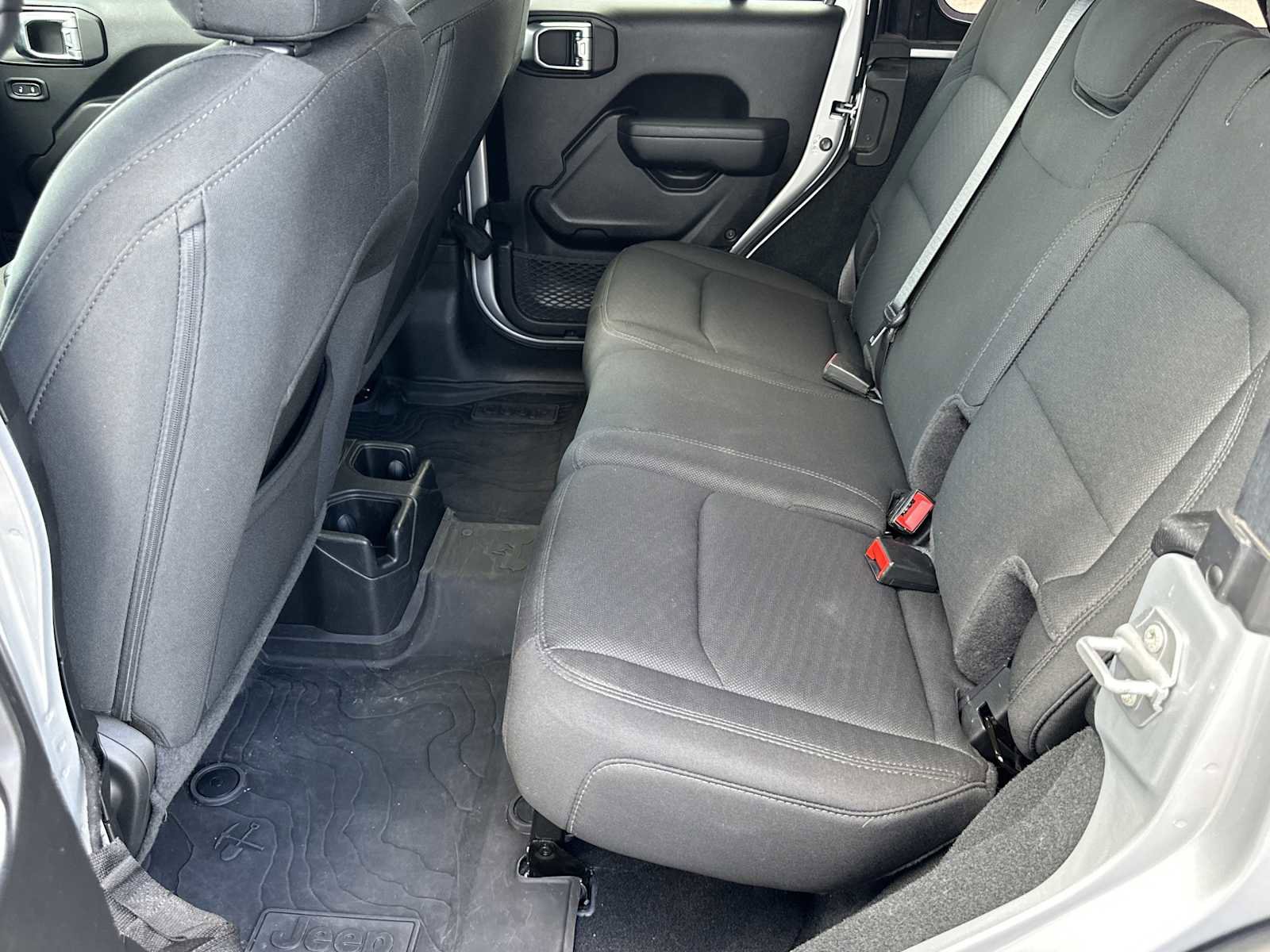 Used 2022 Jeep Wrangler Unlimited Sport image 20
