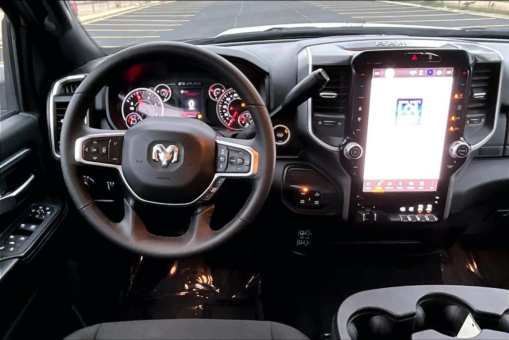 Used 2025 RAM 2500 Big Horn AWD/4WD image 5