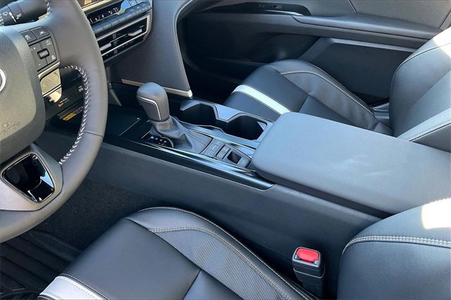 New 2026 Toyota Camry SE image 8