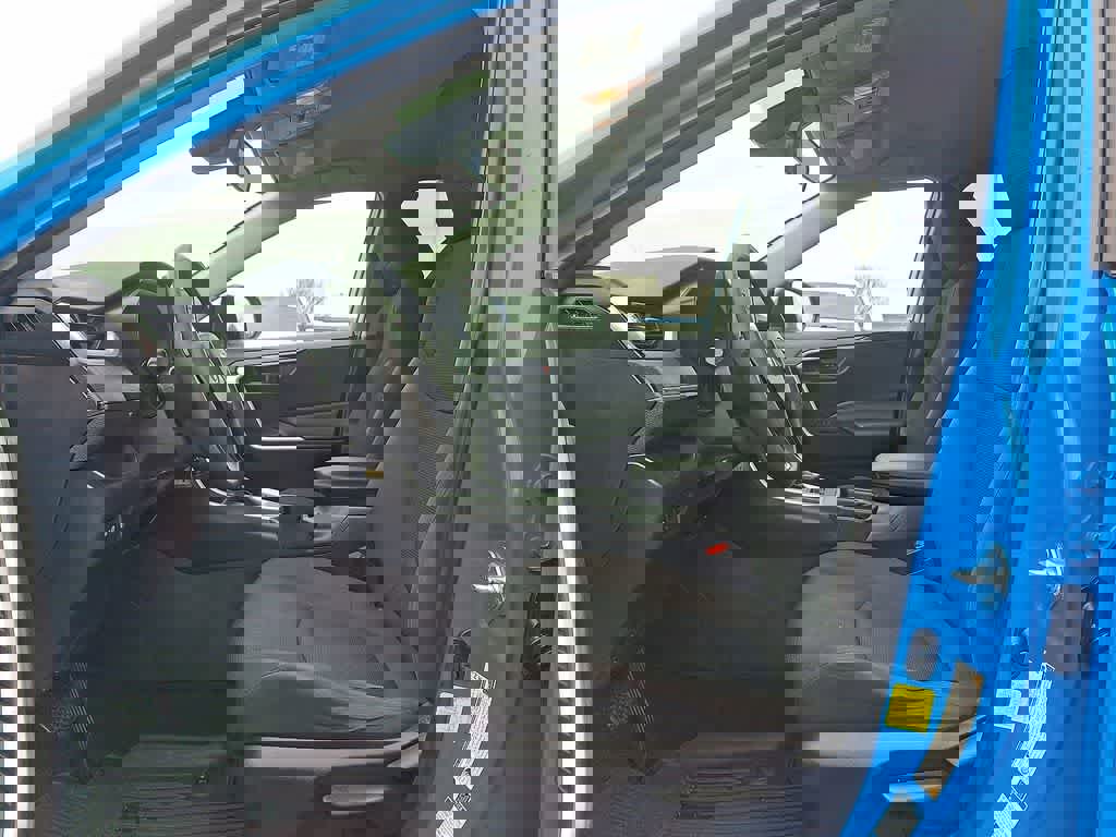 Used 2019 Toyota RAV4 LE w/ All Weather Liner Package image 11