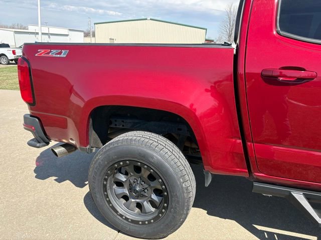 Used 2018 Chevrolet Colorado Z71 AWD/4WD image 4