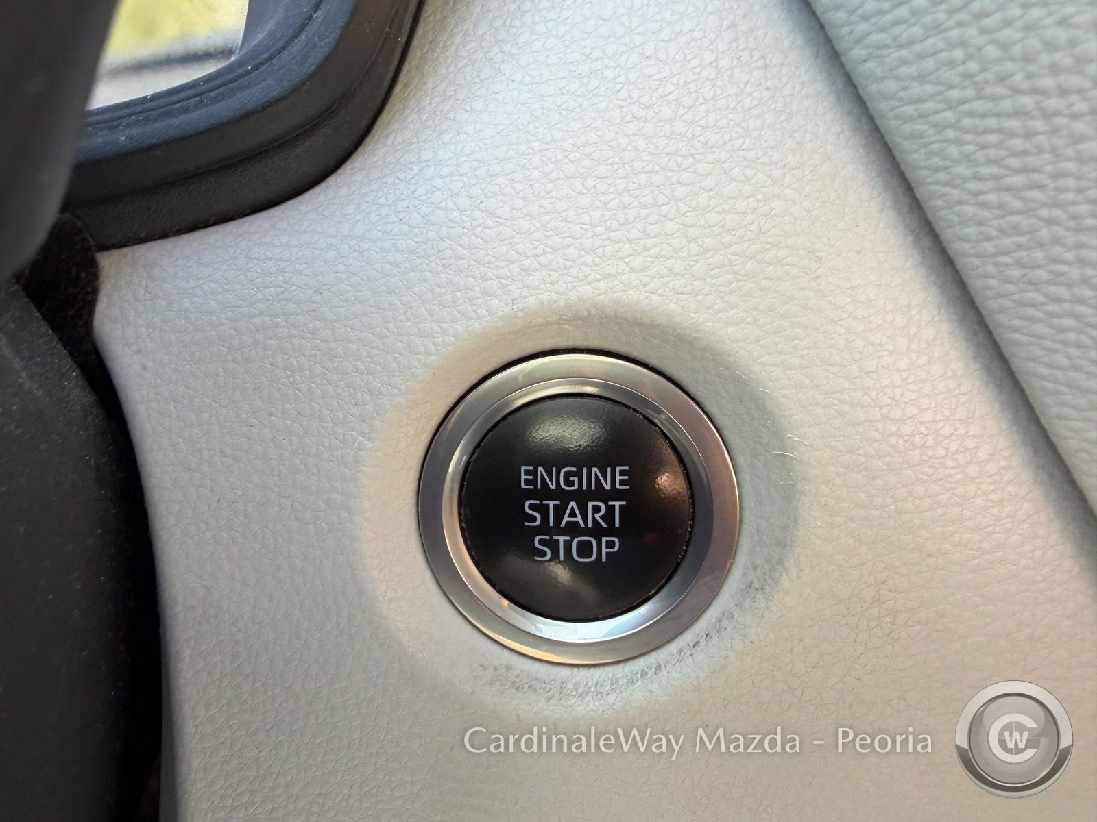 Used 2022 Toyota Corolla SE w/ Carpet Mat Package (TMS) FWD image 13