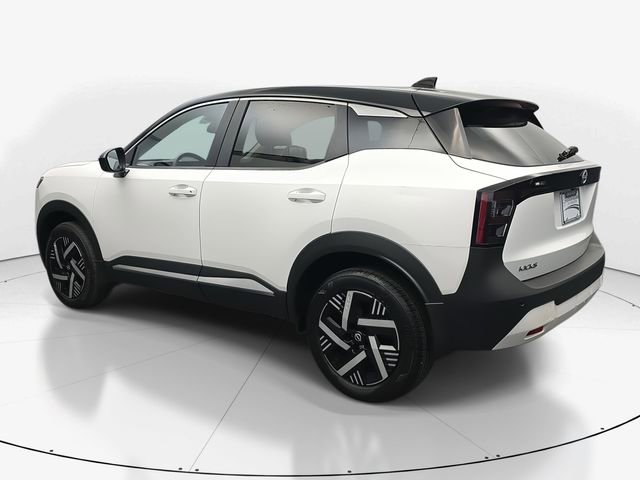 Used 2025 Nissan Kicks SV image 7