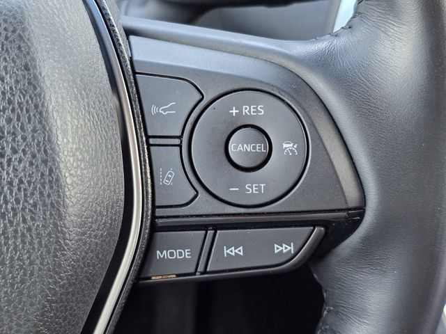 Used 2021 Toyota Venza XLE w/ Softex Package image 31