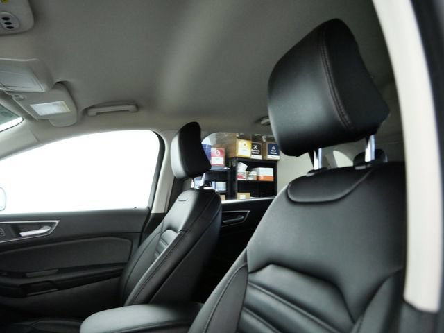 Certified 2024 Ford Edge SEL w/ Convenience Package AWD/4WD image 17