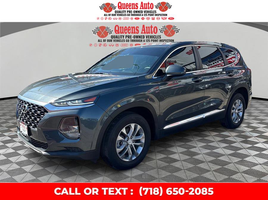 Used 2020 Hyundai Santa Fe SE image 2