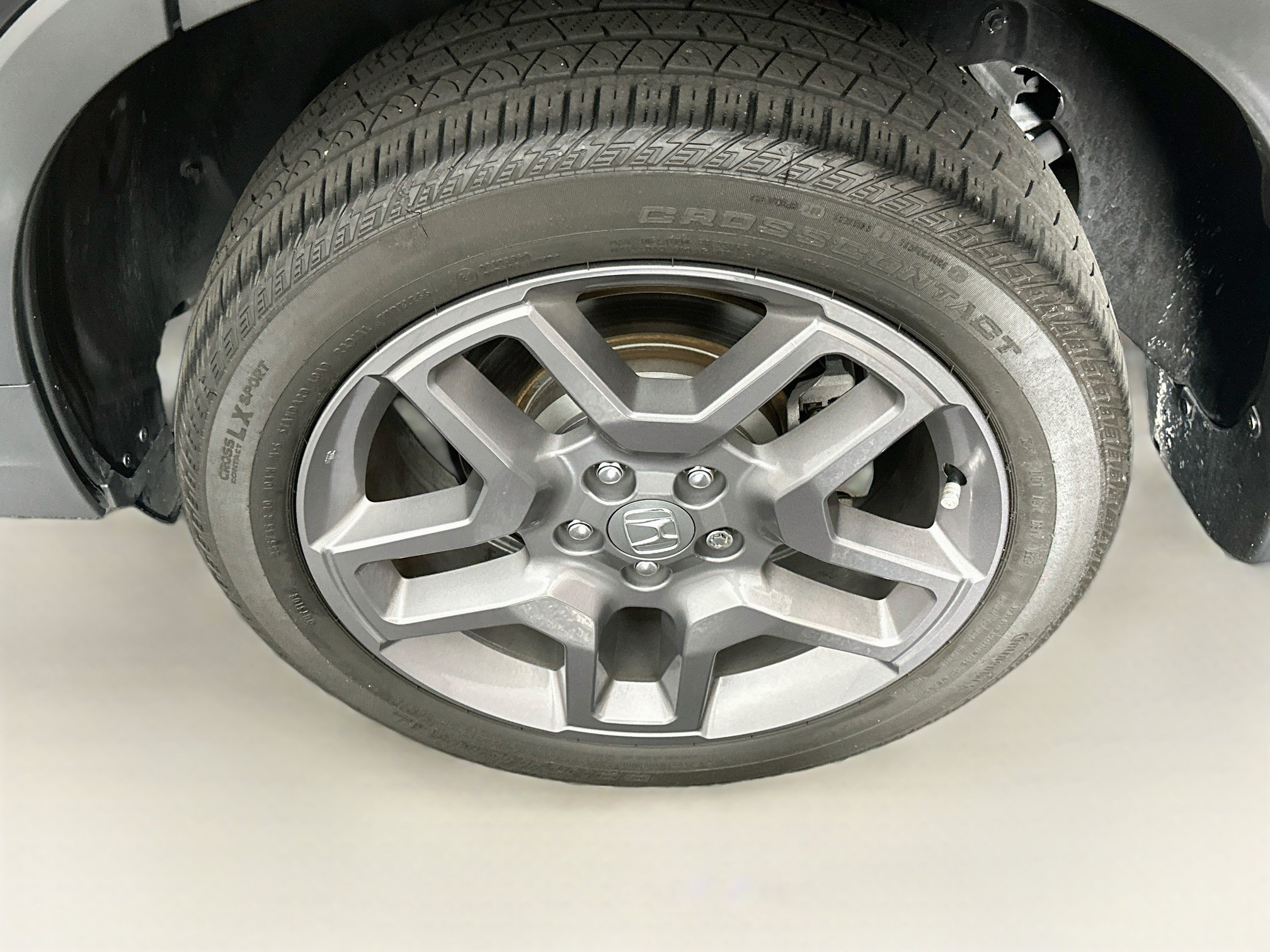 Used 2023 Honda Passport EX-L image 11
