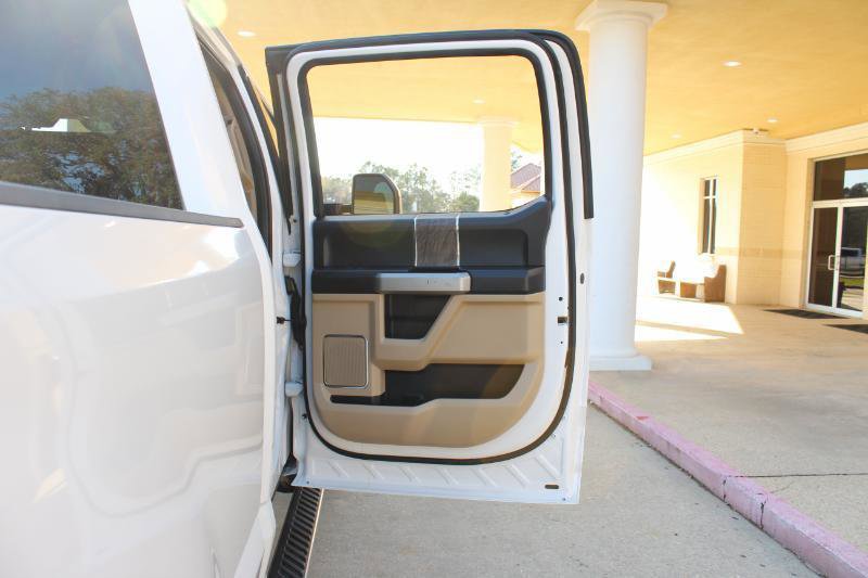 Used 2017 Ford F250 Lariat w/ Lariat Ultimate Package image 30