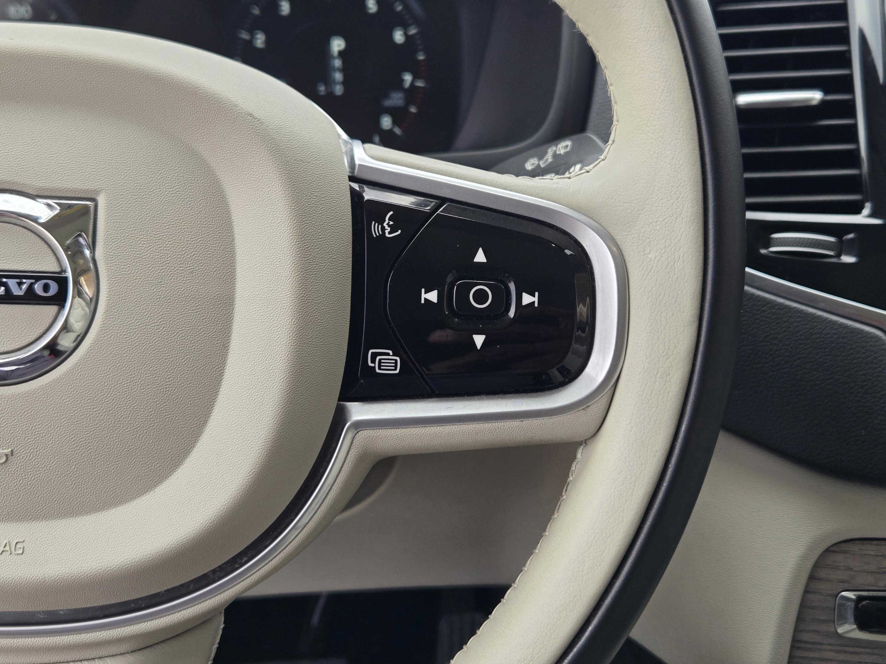 Used 2022 Volvo XC90 T6 Inscription w/ Advanced Package AWD/4WD image 28