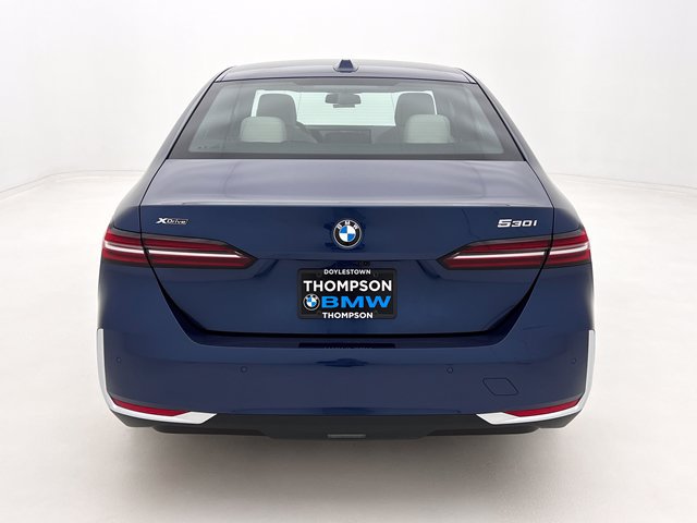 Used 2027 BMW 530i xDrive AWD/4WD image 6