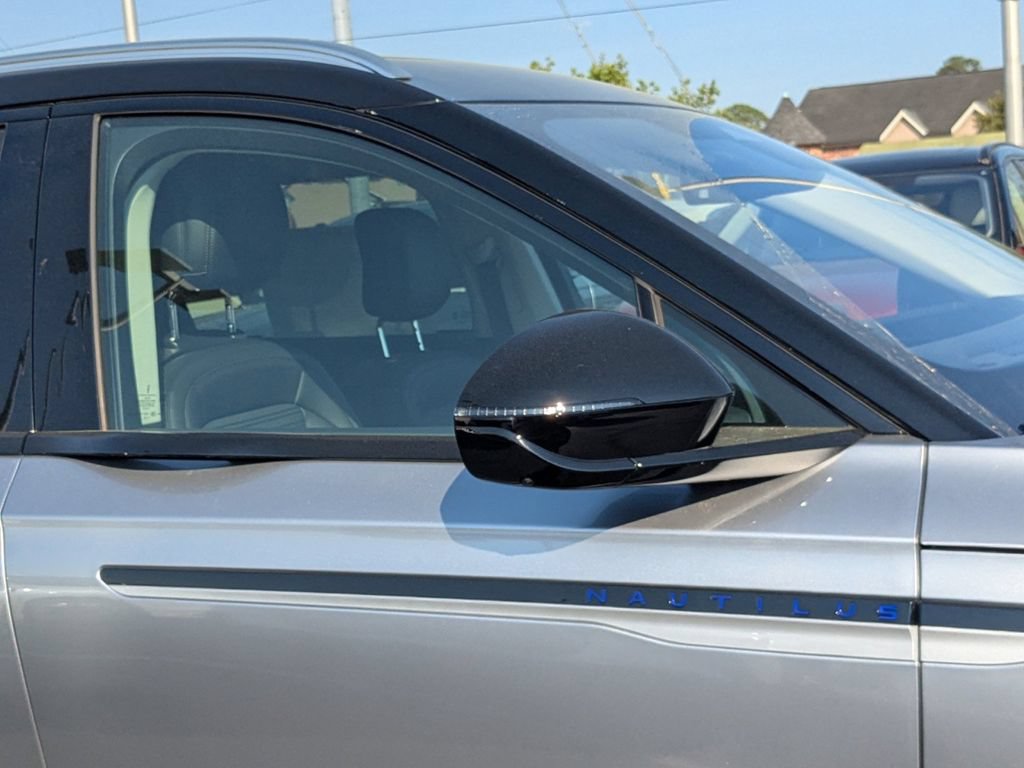 New 2026 Lincoln Nautilus Reserve AWD/4WD image 12