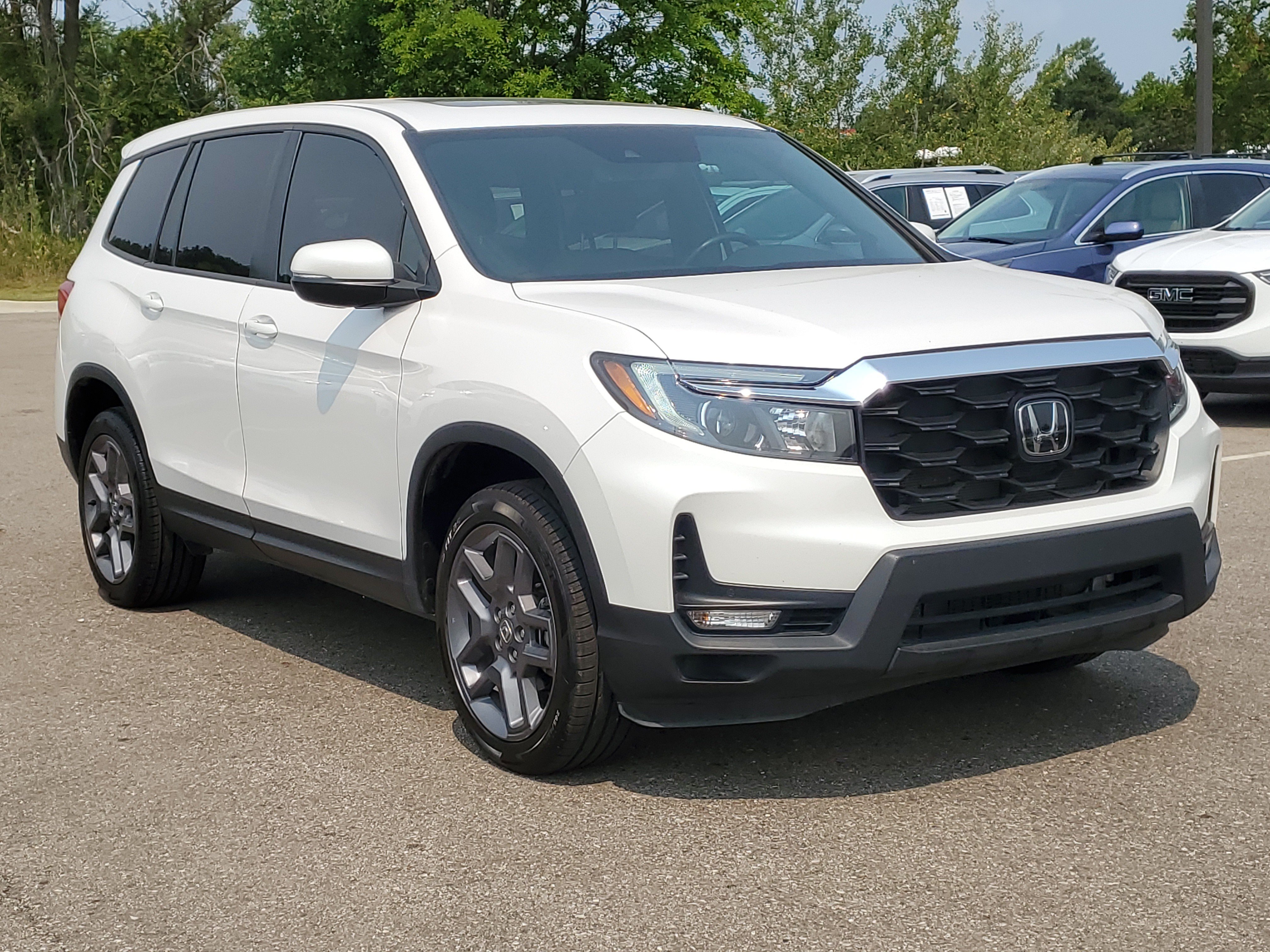 Certified 2023 Honda Passport EX-L image 4