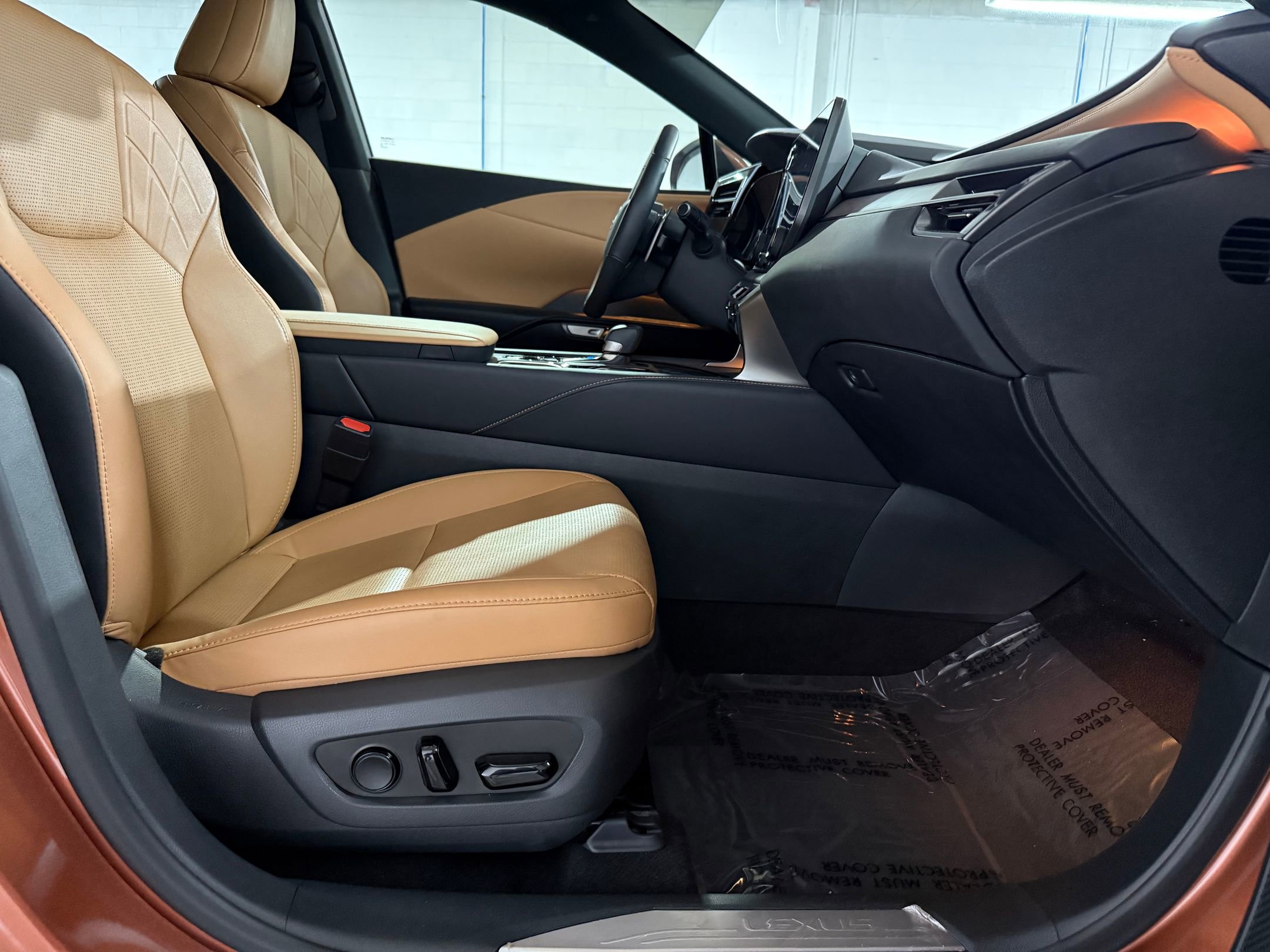 Used 2025 Lexus RX 350 FWD image 48