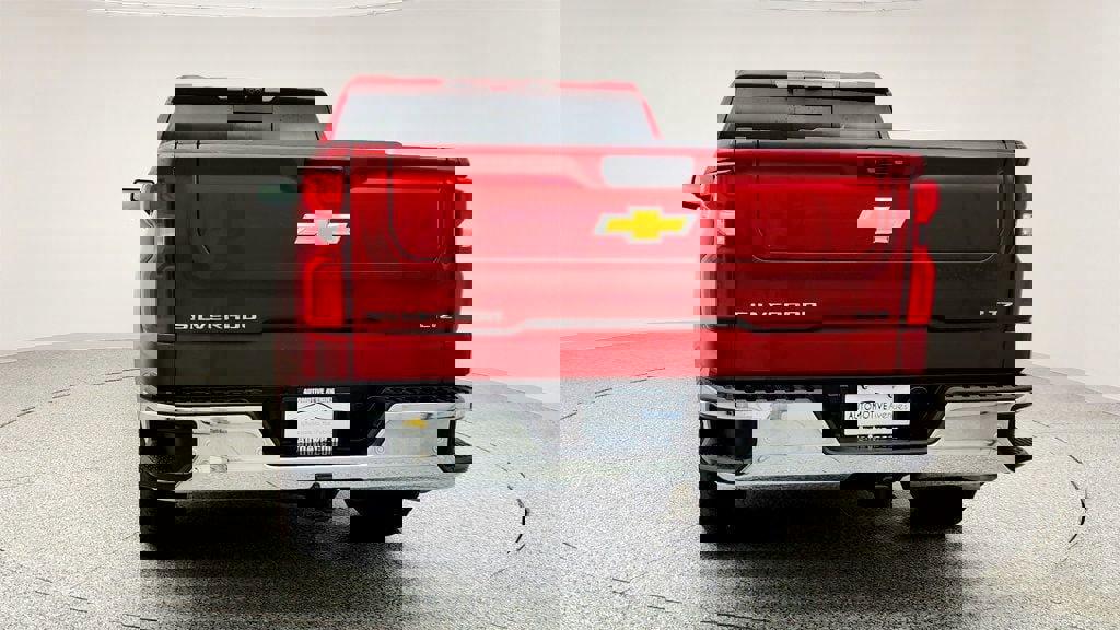 Used 2025 Chevrolet Silverado 1500 LTZ w/ LTZ Premium Package image 6