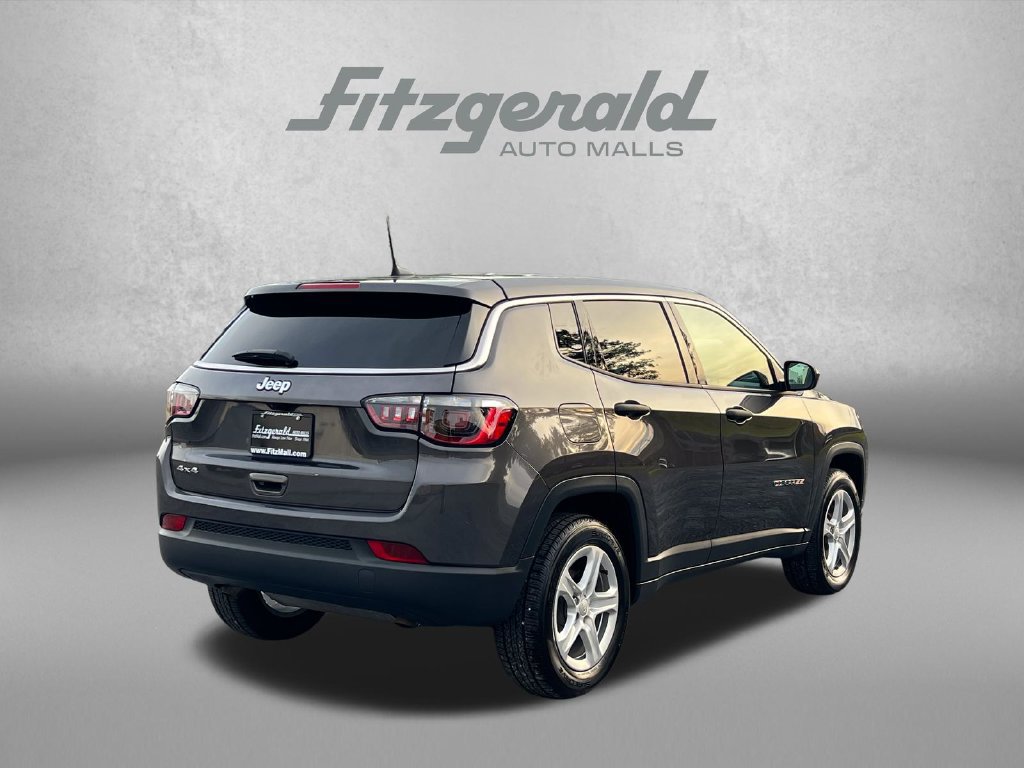 Used 2023 Jeep Compass Sport AWD/4WD image 6