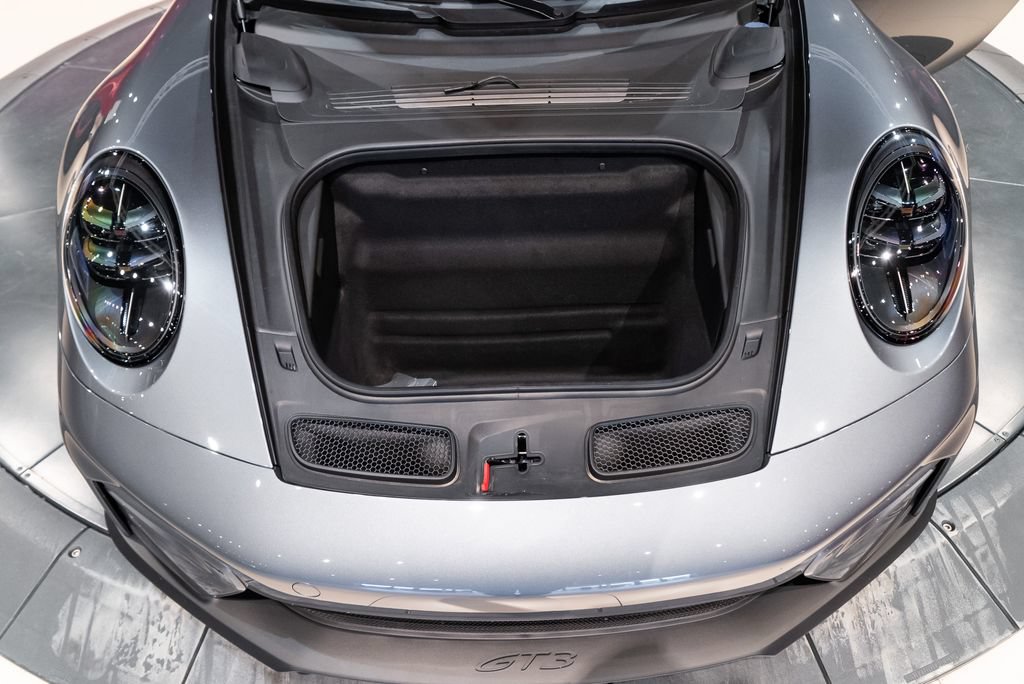 Used 2026 Porsche 911 GT3 RWD image 16