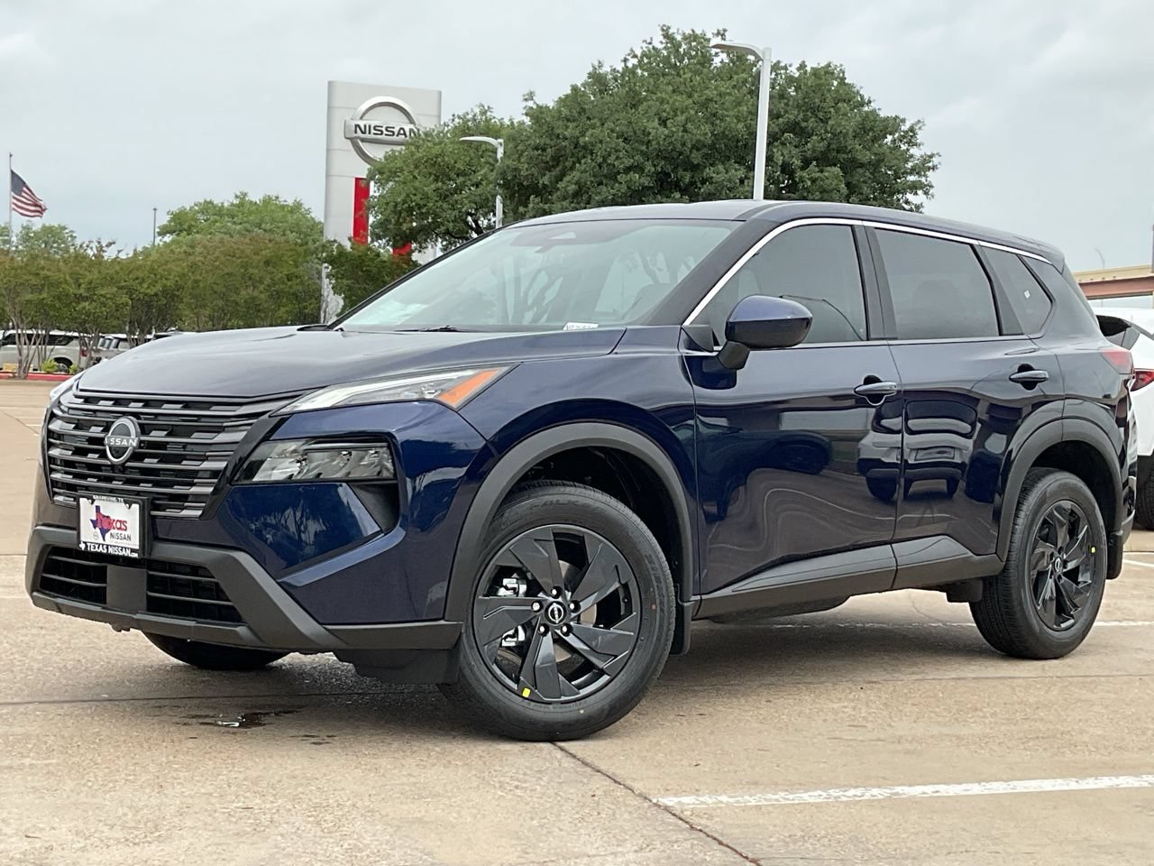 New 2026 Nissan Rogue SV w/ Cold Weather Package FWD image 2