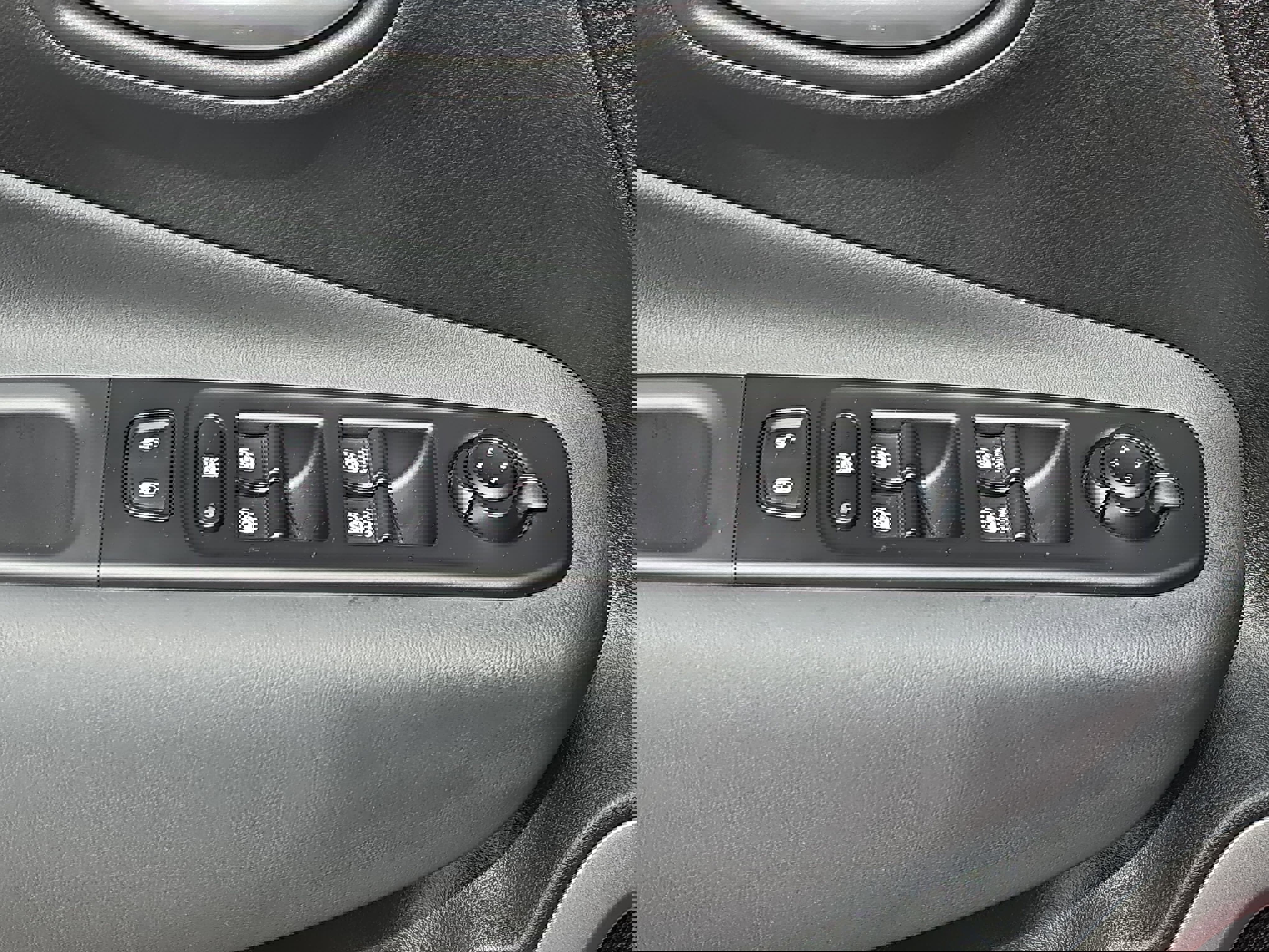 Certified 2023 Jeep Renegade Limited w/ Sun/Sound Group AWD/4WD image 24