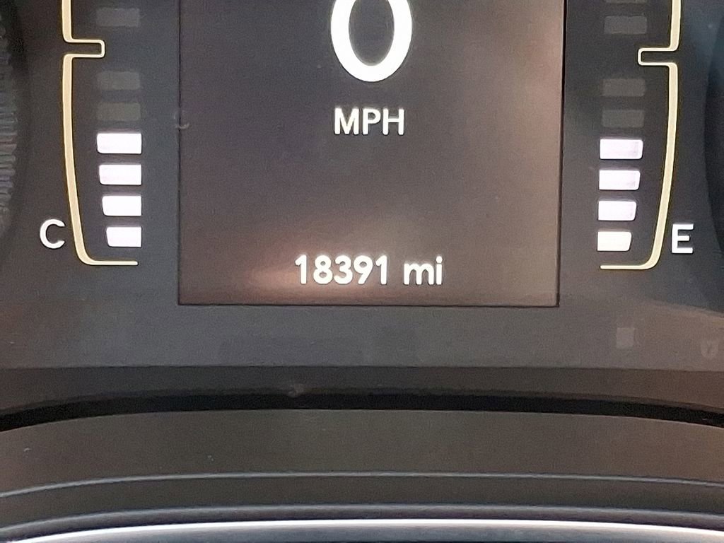 Used 2019 Jeep Cherokee Latitude Plus image 20