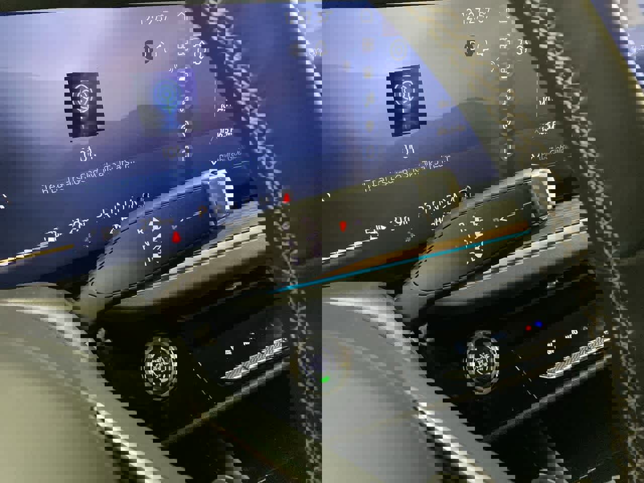 Used 2025 Buick Envision Sport Touring image 26