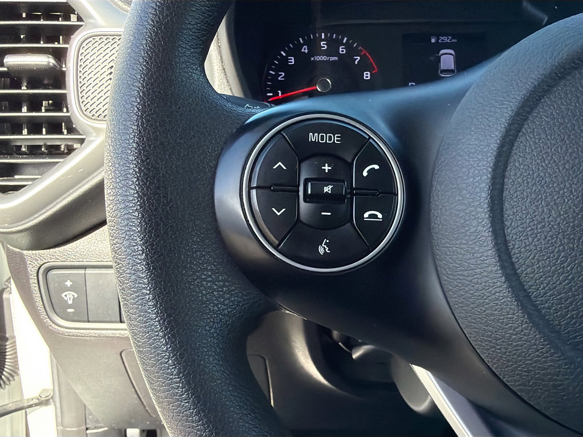 Used 2021 Kia Soul LX image 32