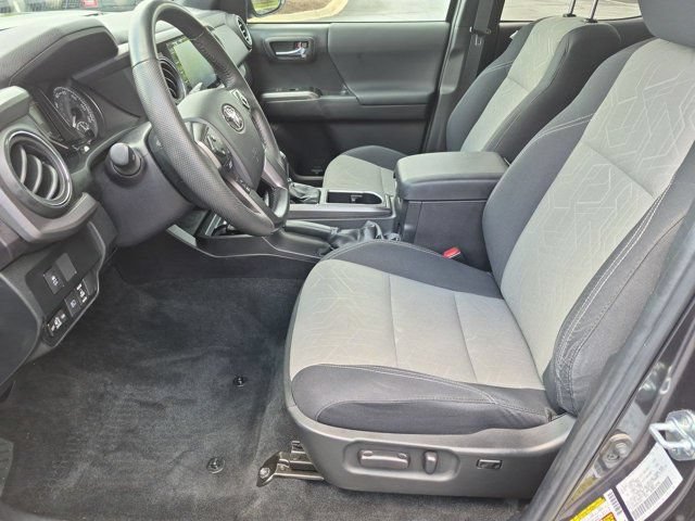 Certified 2022 Toyota Tacoma TRD Sport AWD/4WD image 8