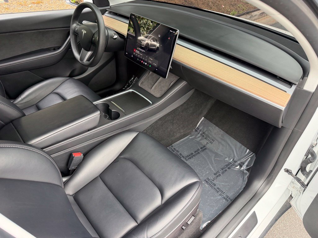 Used 2022 Tesla Model Y Performance AWD/4WD image 31